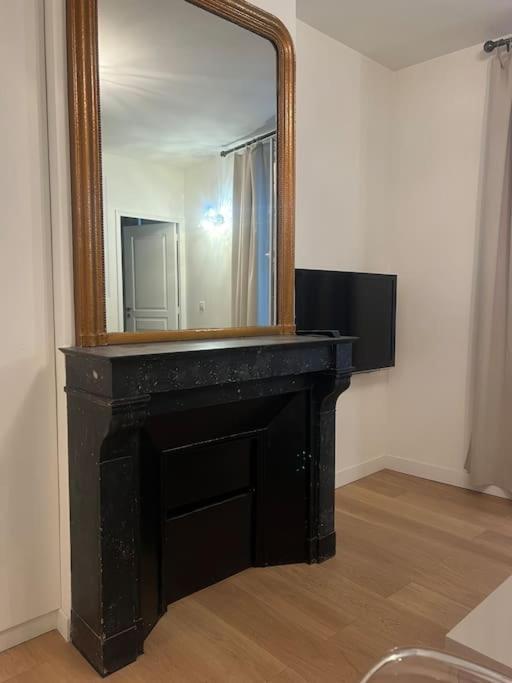 Luxury Appartment, Champs Elysees, Neuf ! Apartamento